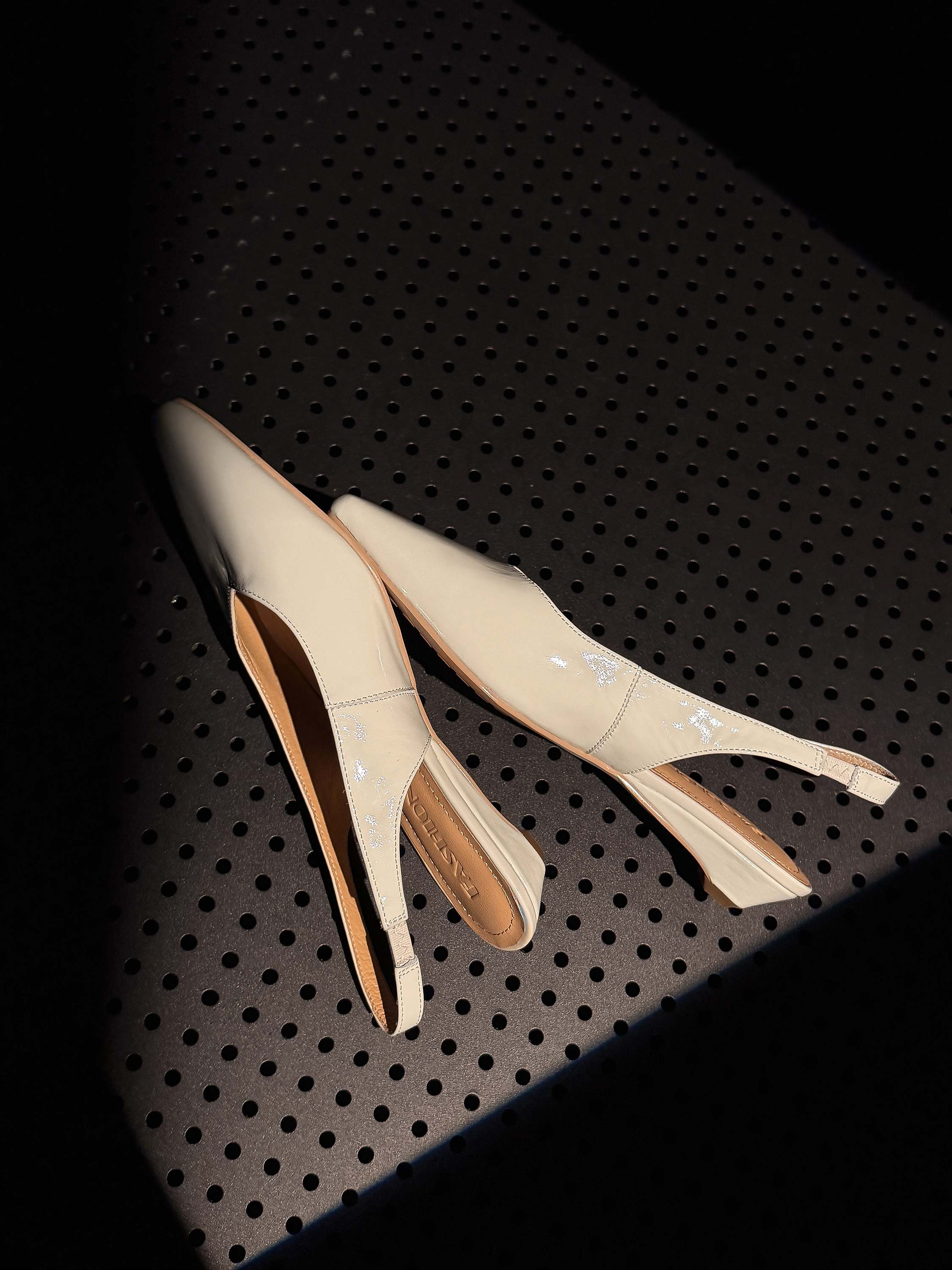 Zapatos de Tacón Bajo Lenkisen - Women'S Fashion Brand Shoes reseña y precio