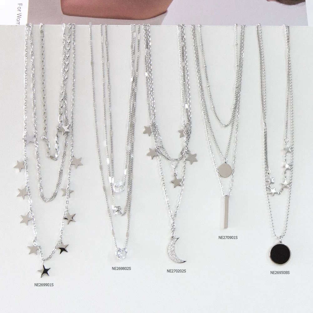 Collar con dijes de diamantes  - Women'S Fashion Show 2022 reseña y precio