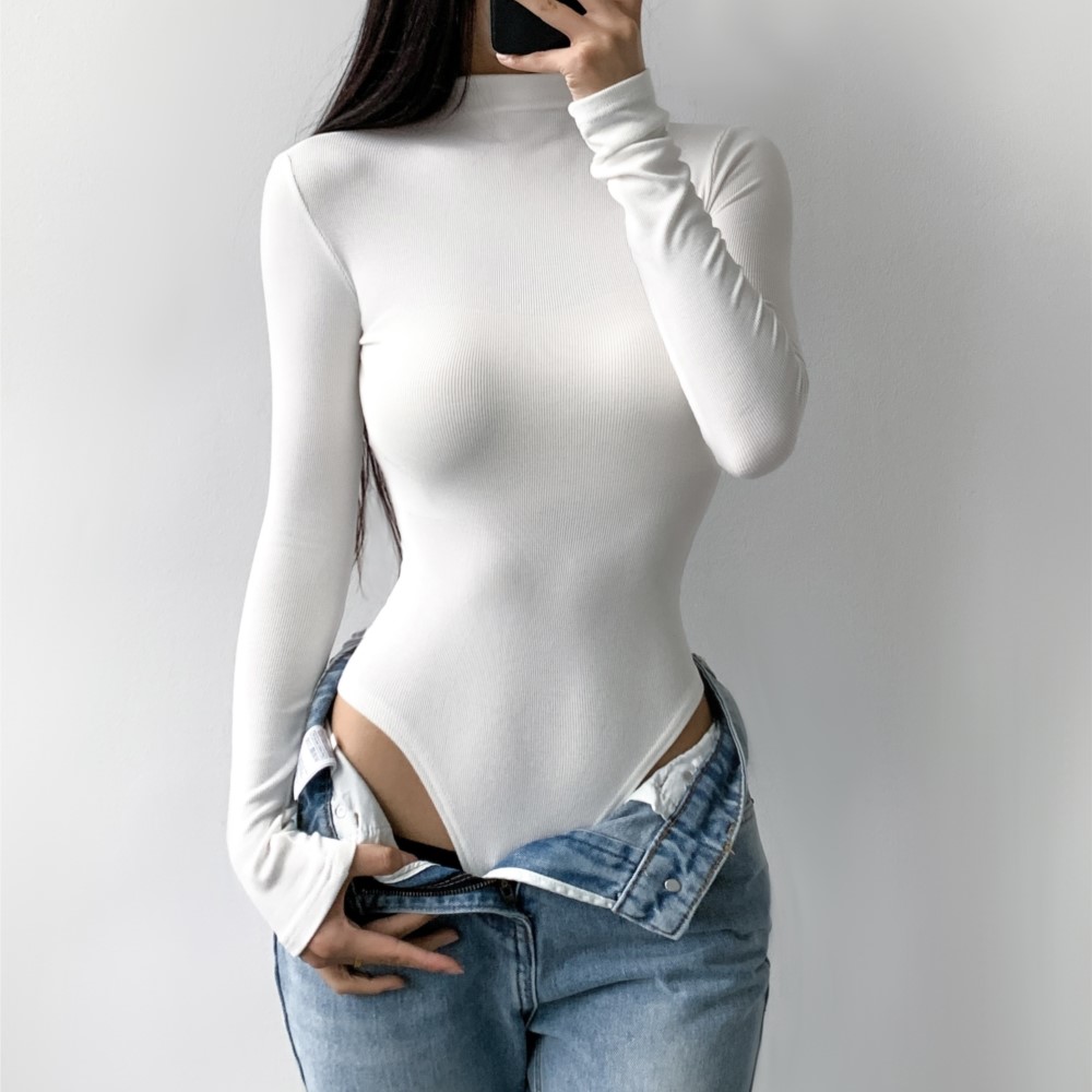 Body de manga larga con cuello - Turtleneck Bodysuit reseña y precio